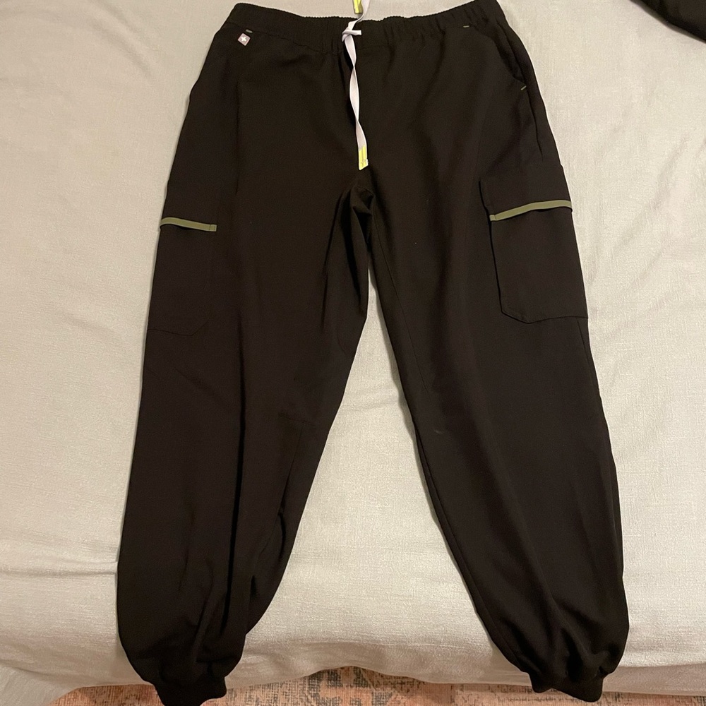 Black and green Figs scrub bottom joggers. Never worn.